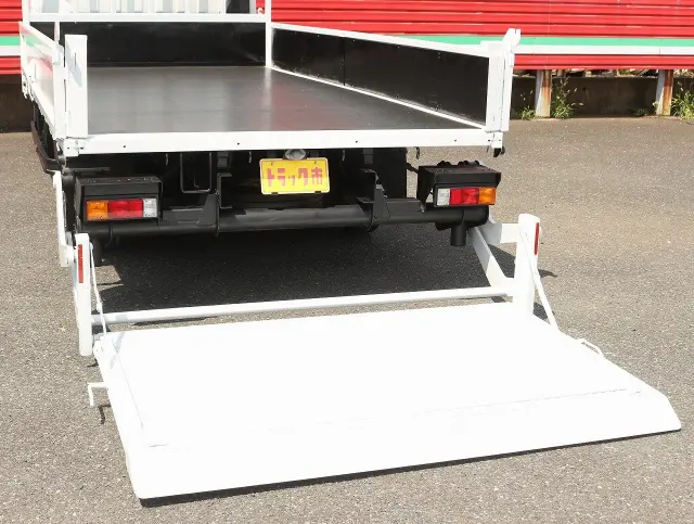 三菱 キャンター TPG-FEB50(2WD)の写真13