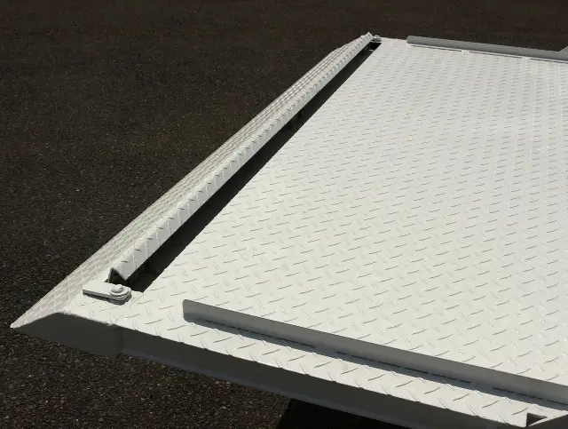 三菱 キャンター TPG-FEB50(2WD)の写真15