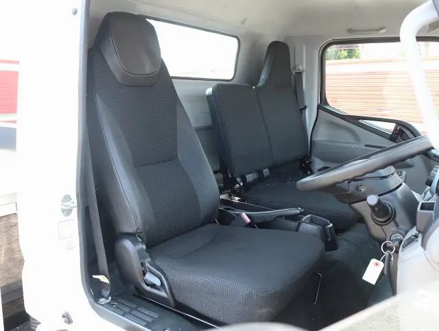 三菱 キャンター TPG-FEB50(2WD)の写真27