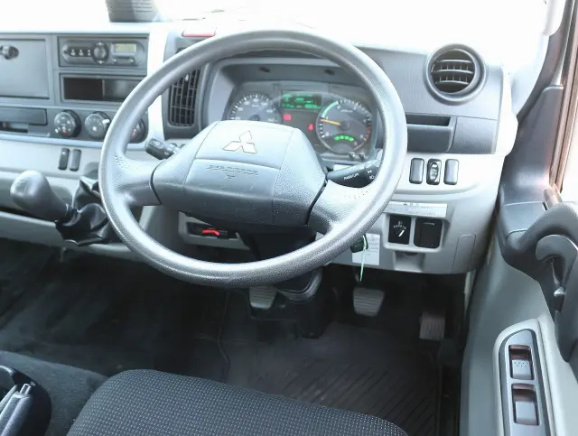 三菱 キャンター TPG-FEB50(2WD)の写真29