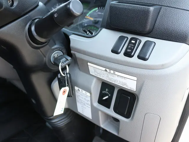 三菱 キャンター TPG-FEB50(2WD)の写真30