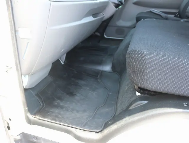 三菱 キャンター TPG-FEB50(2WD)の写真36