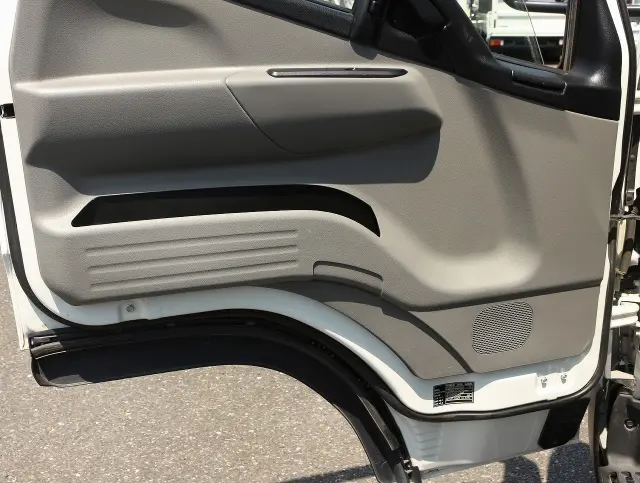 三菱 キャンター TPG-FEB50(2WD)の写真37