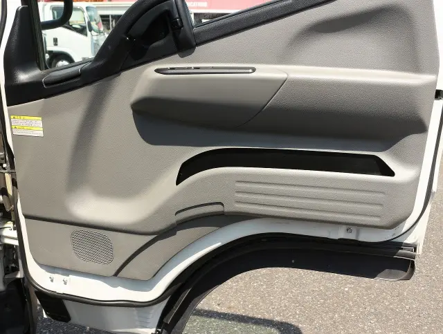 三菱 キャンター TPG-FEB50(2WD)の写真38