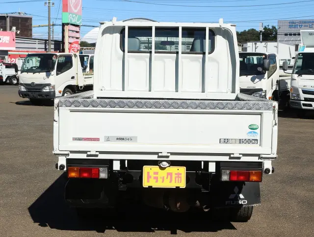 三菱 キャンター TPG-FBA00(2WD)の写真6