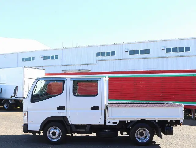 三菱 キャンター TPG-FBA00(2WD)の写真8