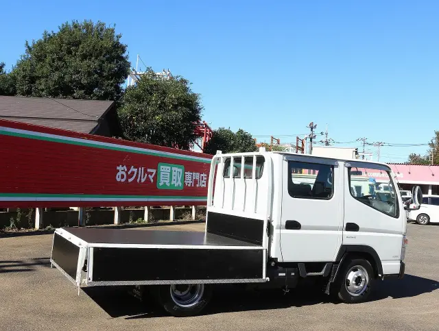 三菱 キャンター TPG-FBA00(2WD)の写真15