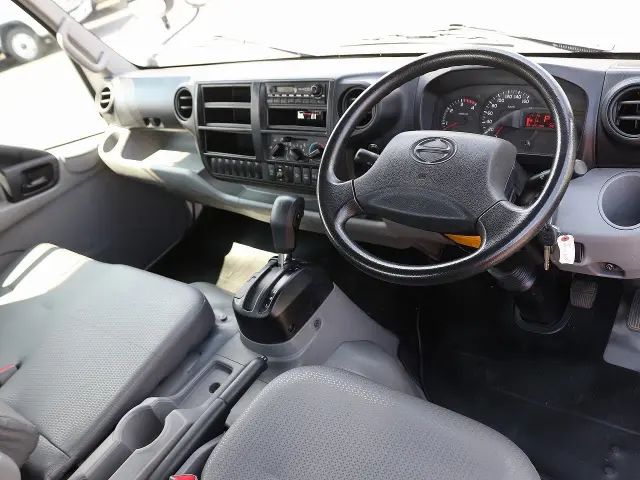 日野 デュトロ TKG-XZU710M(2WD)の写真29