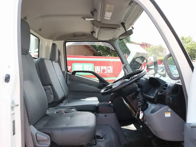 日野 デュトロ TKG-XZU710M(2WD)の写真32