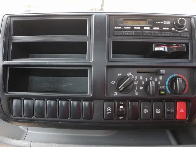 日野 デュトロ TKG-XZU710M(2WD)の写真37