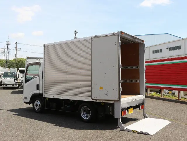 いすゞ エルフ TRG-NLR85ANの写真18