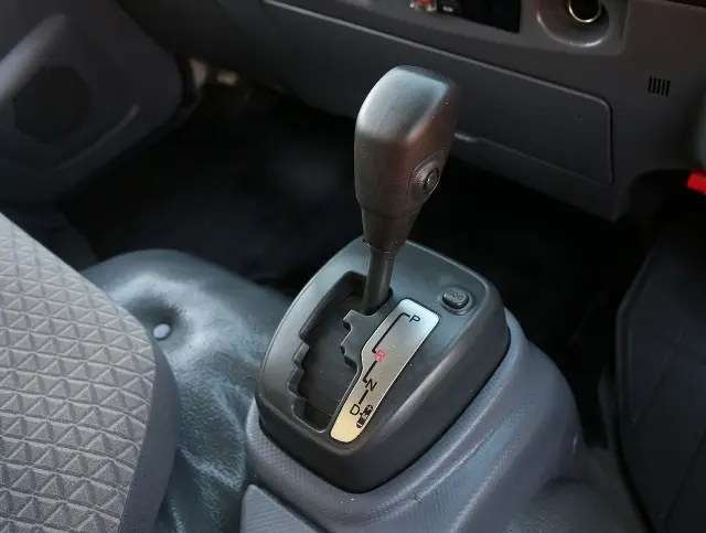 いすゞ エルフ TRG-NLR85ANの写真37