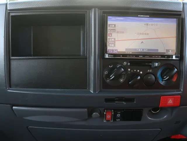 いすゞ エルフ TRG-NLR85ANの写真38