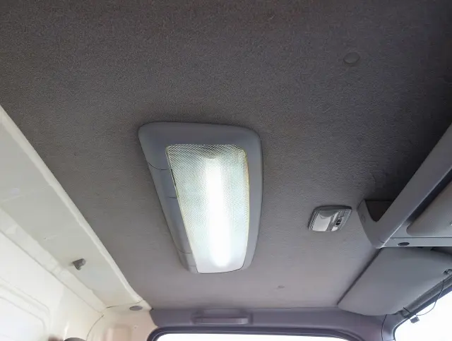 いすゞ エルフ TRG-NLR85ANの写真43