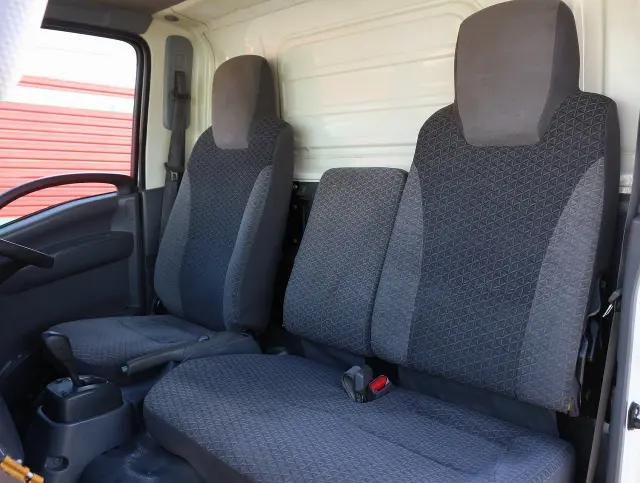 いすゞ エルフ TRG-NLR85ANの写真46