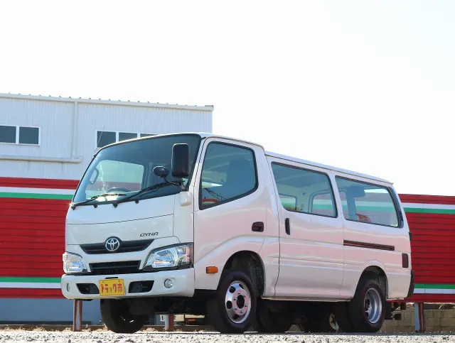 トヨタ ダイナ LDF-KDY241V(2WD)の写真1