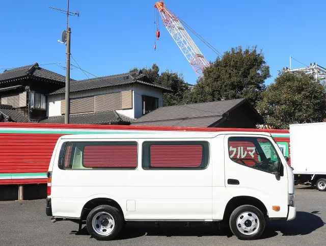 トヨタ ダイナ LDF-KDY241V(2WD)の写真4
