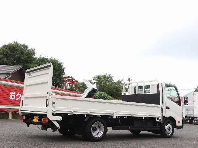 日野 デュトロ TKG-XZU710M(2WD)の写真5