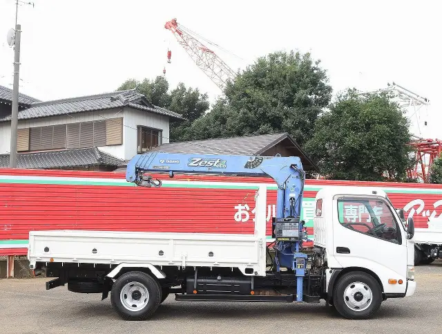日野 デュトロ SKG-XZU650M(2WD)の写真7