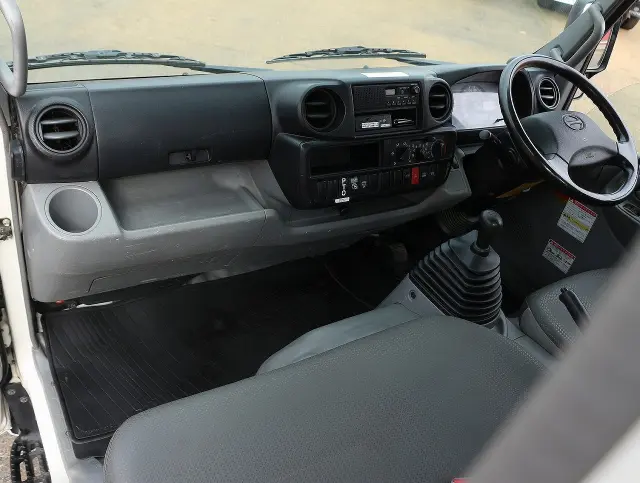 日野 デュトロ SKG-XZU650M(2WD)の写真42