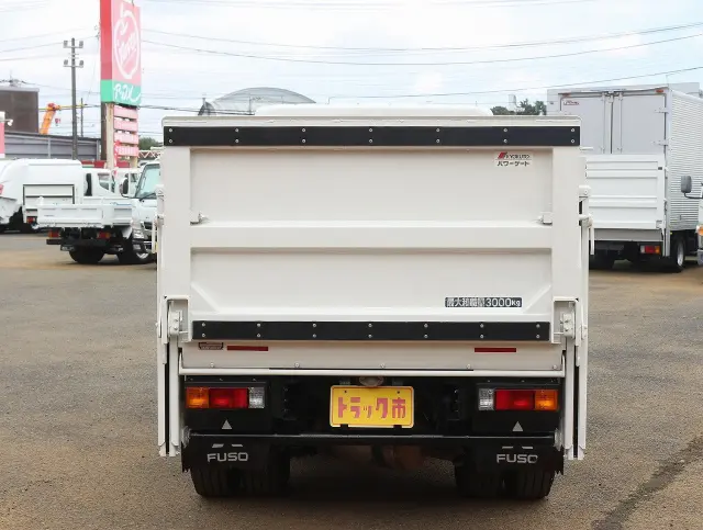 三菱 キャンター TPG-FBA50(2WD)の写真6
