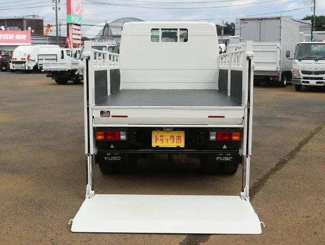 三菱 キャンター TPG-FBA50(2WD)の写真16