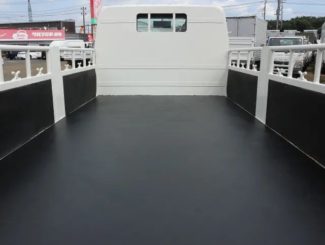 三菱 キャンター TPG-FBA50(2WD)の写真17