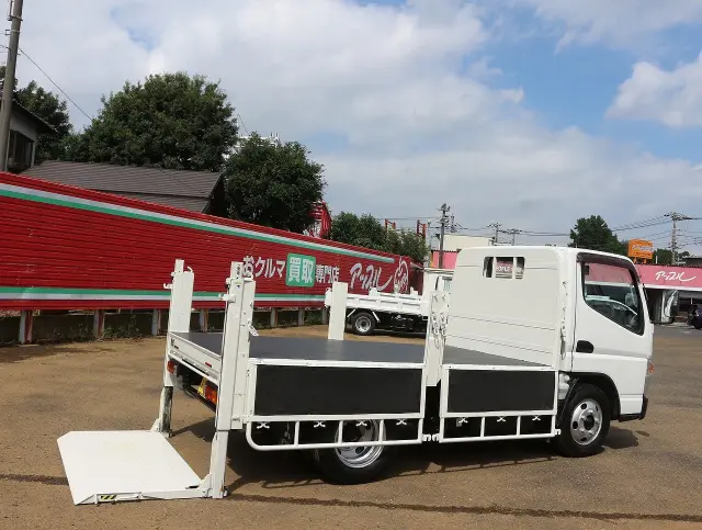 三菱 キャンター TPG-FBA50(2WD)の写真24