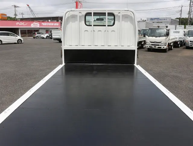 三菱 キャンター TPG-FBA00(2WD)の写真24