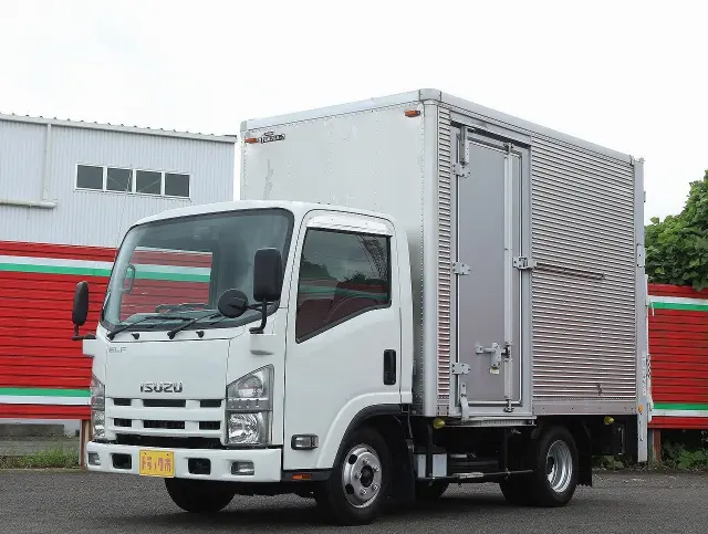 いすゞ エルフ TKG-NLR85AN(2WD)の写真1