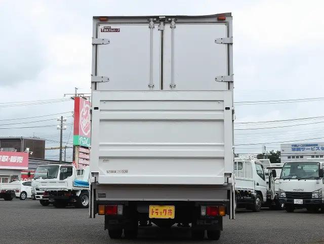 いすゞ エルフ TKG-NLR85AN(2WD)の写真10