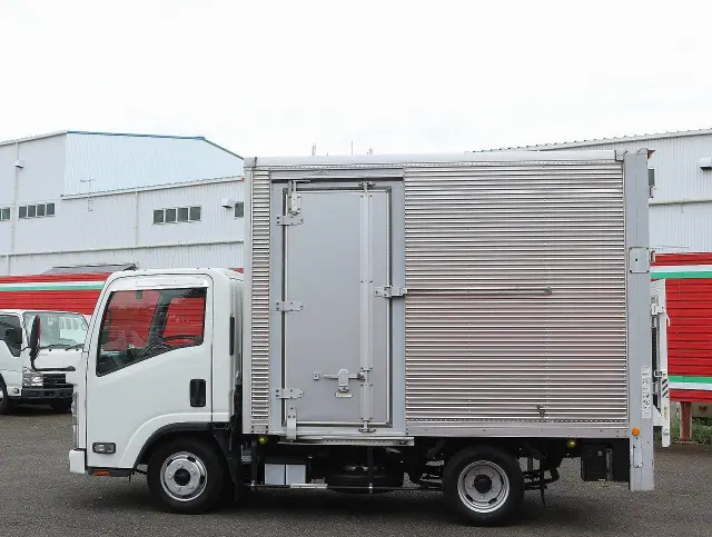 いすゞ エルフ TKG-NLR85AN(2WD)の写真12