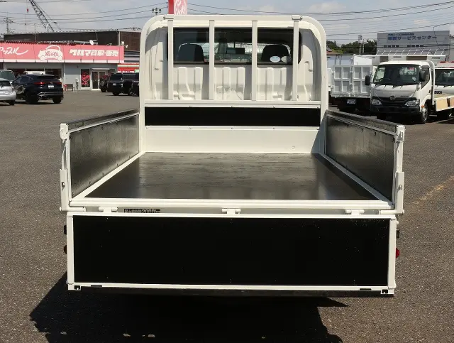 トヨタ ダイナ TKG-XZU605(2WD)の写真9