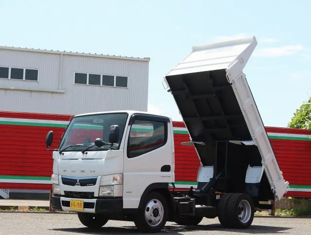三菱 キャンター TPG-FBA30(2WD)の写真1