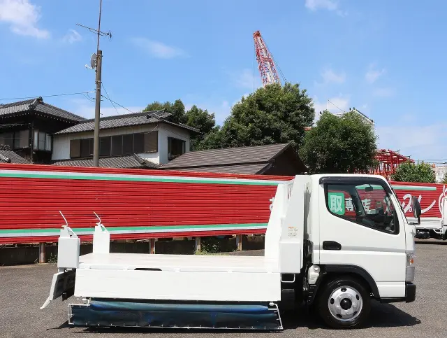 三菱 キャンター TPG-FBA30(2WD)の写真13