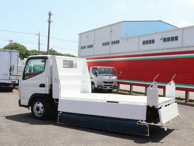 三菱 キャンター TPG-FBA30(2WD)の写真16