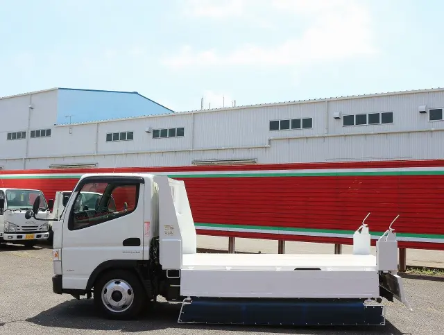 三菱 キャンター TPG-FBA30(2WD)の写真17