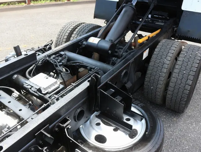 三菱 キャンター TPG-FBA30(2WD)の写真30