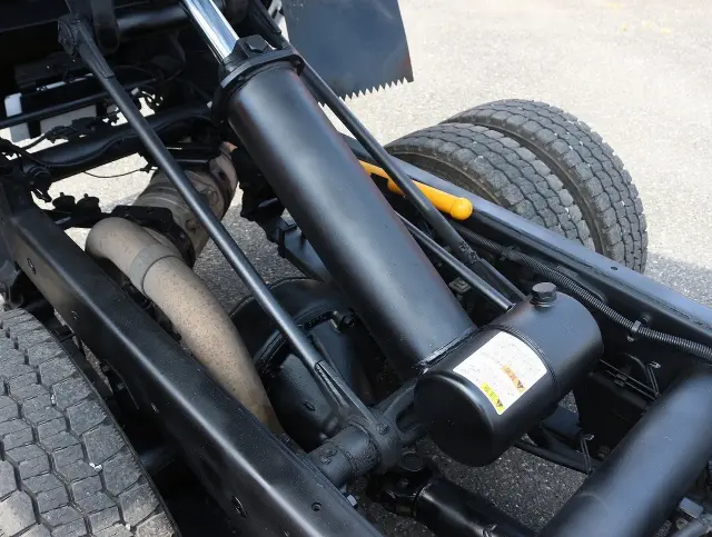 三菱 キャンター TPG-FBA30(2WD)の写真33