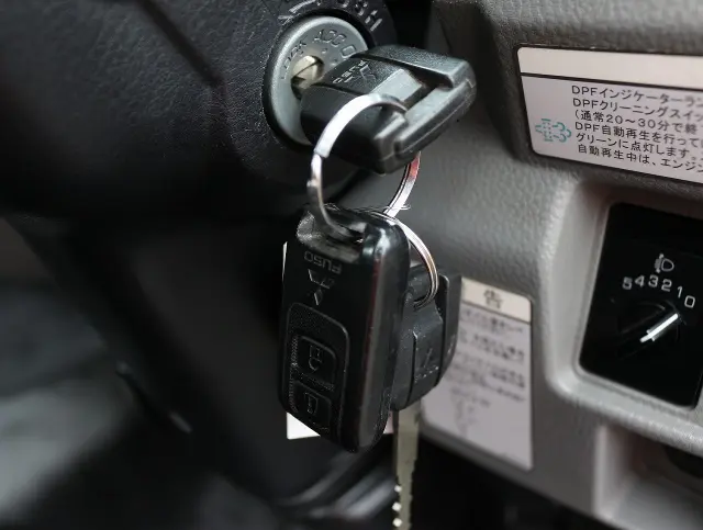 三菱 デリカ TPG-FBA20(2WD)の写真40