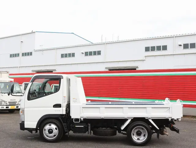 三菱 キャンター 2PG-FBA30(2WD)の写真9