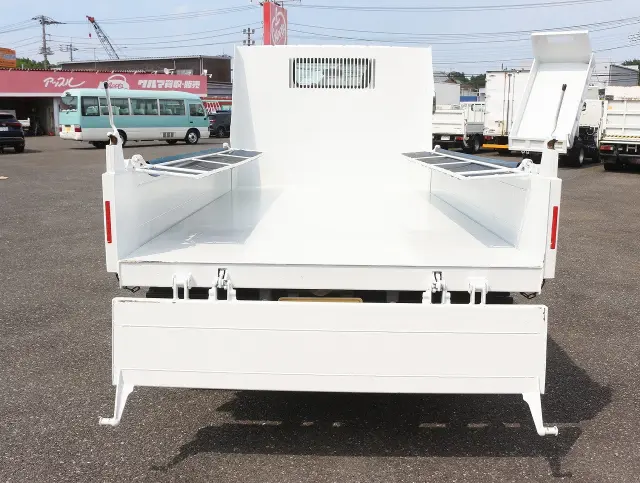 三菱 キャンター 2PG-FBA30(2WD)の写真10