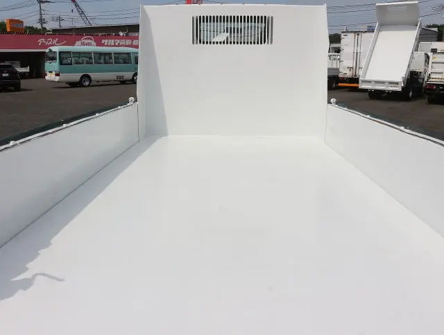 三菱 キャンター 2PG-FBA30(2WD)の写真12