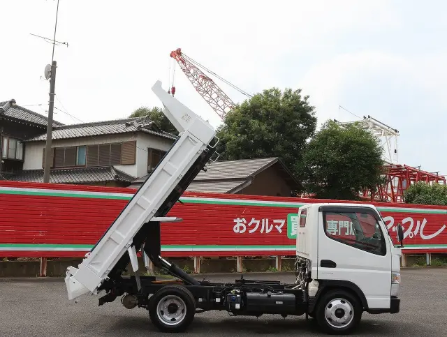 三菱 キャンター 2PG-FBA30(2WD)の写真16