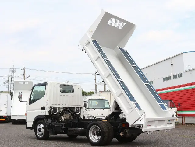 三菱 キャンター 2PG-FBA30(2WD)の写真19