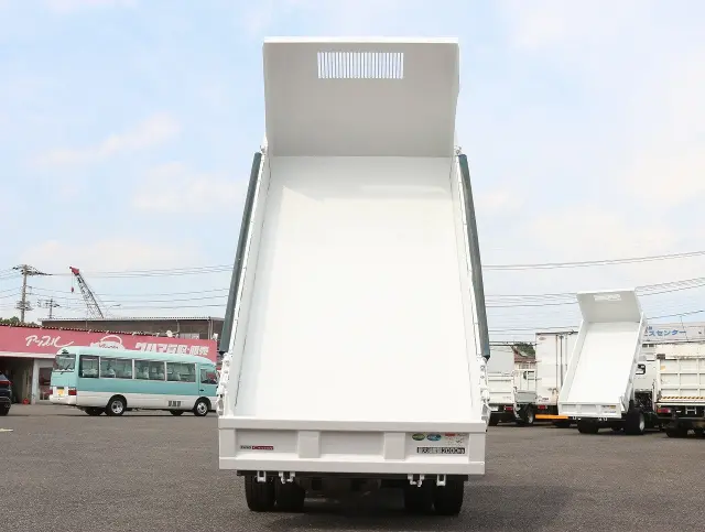 三菱 キャンター 2PG-FBA30(2WD)の写真22