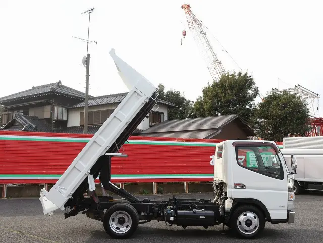 三菱 キャンター TKG-FBA30(2WD)の写真18