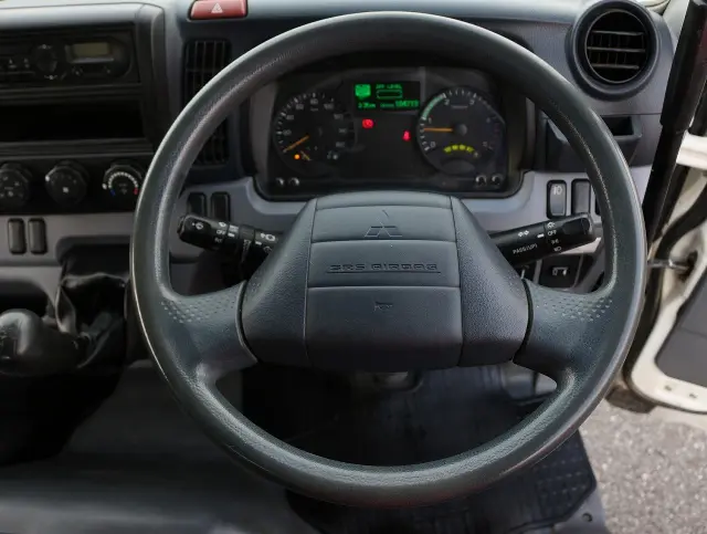 三菱 キャンター TKG-FBA30(2WD)の写真40