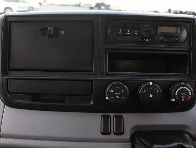 三菱 キャンター TKG-FBA30(2WD)の写真43