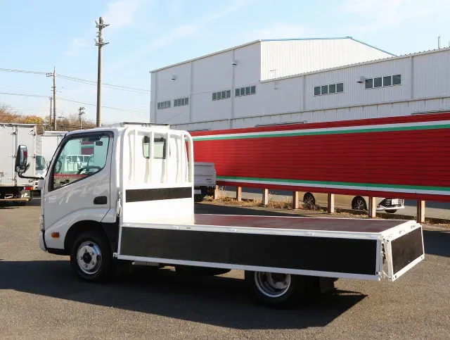 トヨタ ダイナ TPG-XZU605(2WD)の写真17